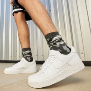 Nike Air Force 1 - Image 4